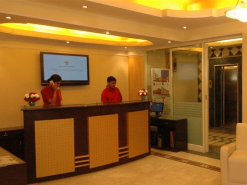 Clarks Inn Nehru Place Neu-Delhi Exterior foto